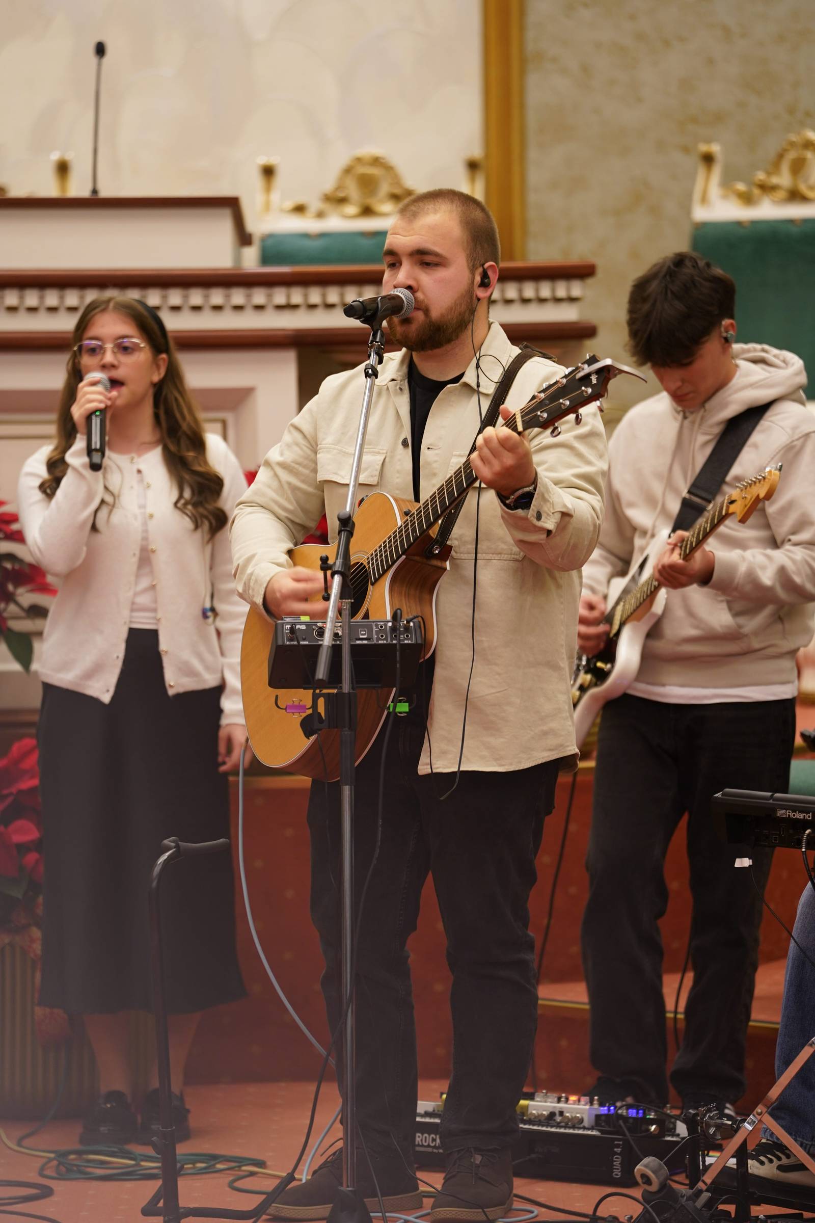 Întâlnire de tineret - foto 5